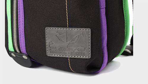 【エヴァンゲリオンコラボ】【数量限定】 MOUSTACHE ボディバッグ ポリエステル×合皮 JDH-1851