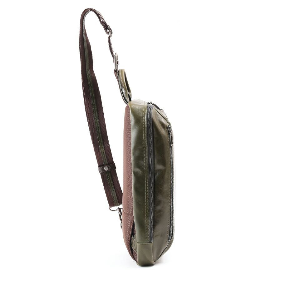 DOUBLES レザーボディバッグ (L) 牛革 BCH-7366