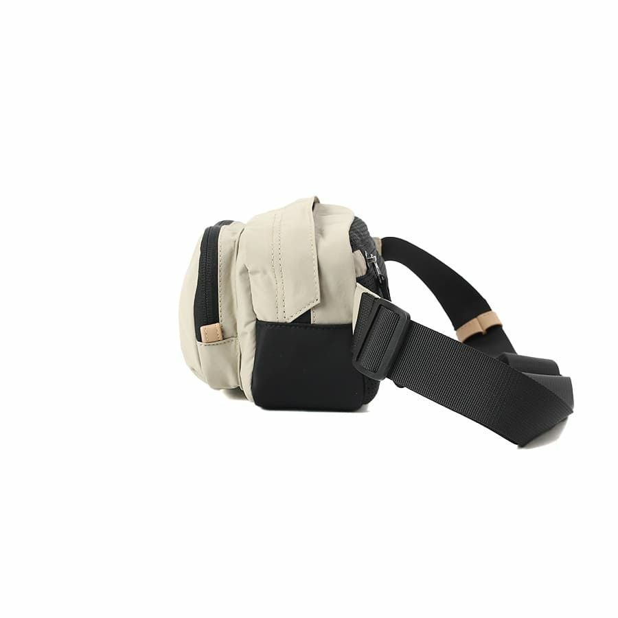 magicstick ウエストバッグ　即完売品 エクセロン ヌーヴヴィル ウエストパック（Xeron Neuveville Waistpack