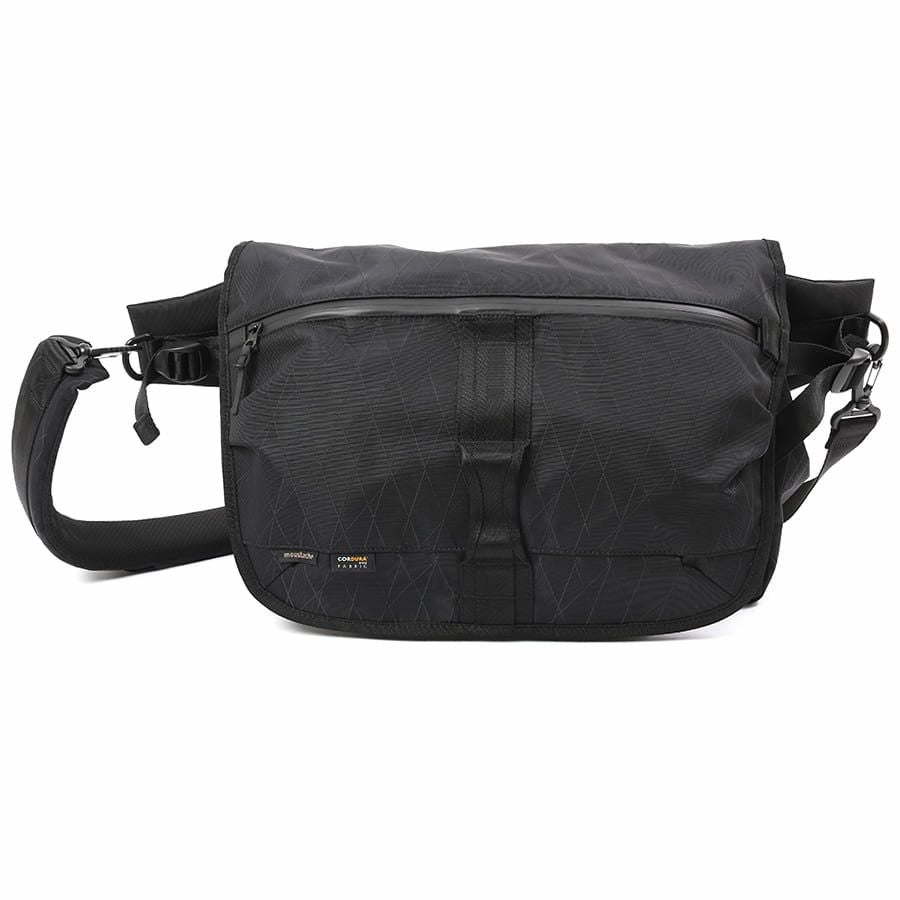 公式】 MOUSTACHE メッセンジャーバッグ CORDURAナイロン×ポリエステル