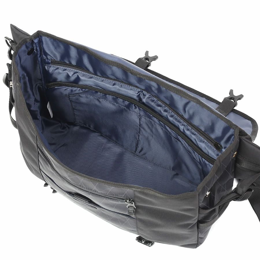 公式】 MOUSTACHE メッセンジャーバッグ CORDURAナイロン×ポリエステル