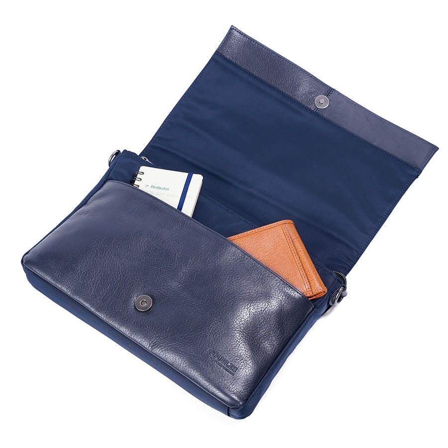 バッグ② Zip Pouch Max V2