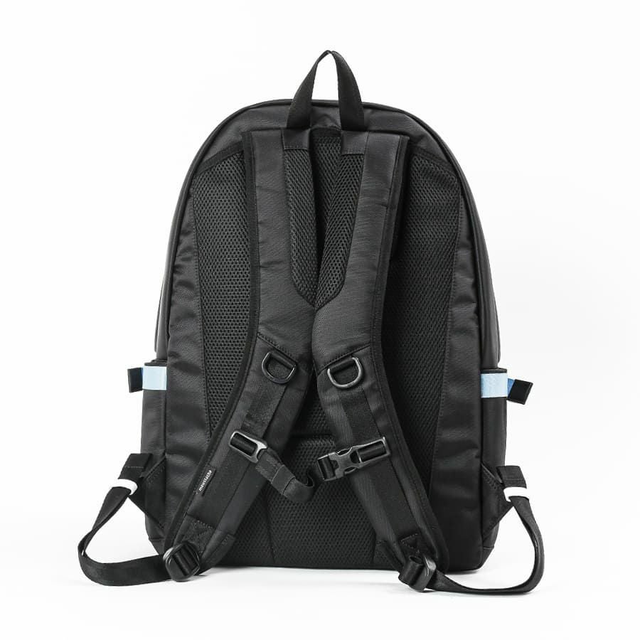 【未使用】MOUSTACHE エヴァンゲリオン 30Lリュック バックパック 黒 MOUSTACHE（ムスタッシュ） エヴァンゲリオンコラボ リュック ラウンド