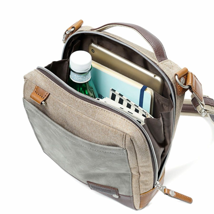 公式】 MOUSTACHE ラウンドショルダー ヌバック調合皮×合皮