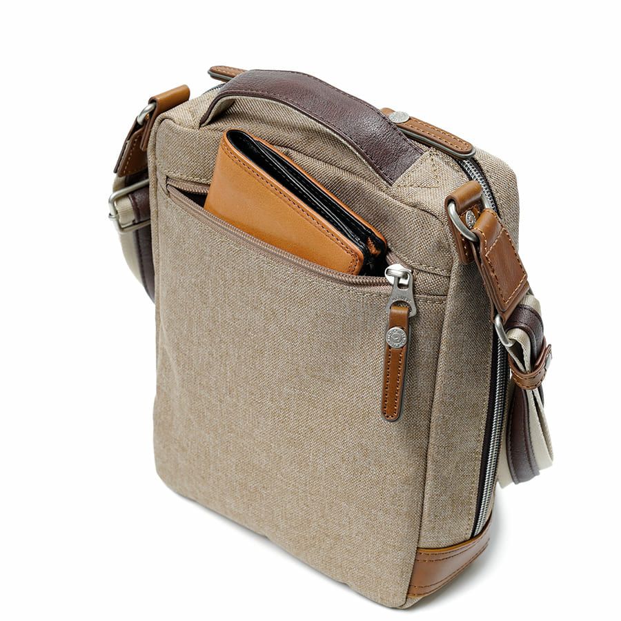 公式】 MOUSTACHE ラウンドショルダー ヌバック調合皮×合皮