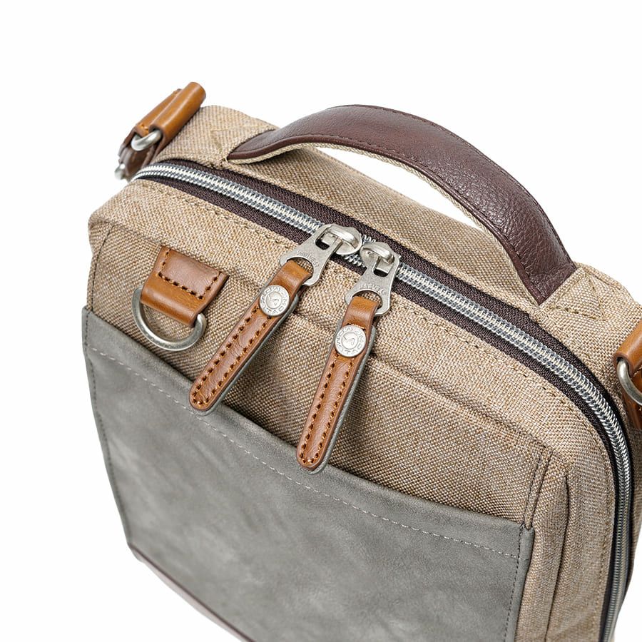 MOUSTACHE ラウンドショルダー ヌバック調合皮×合皮×ポリエステル JOH-4275