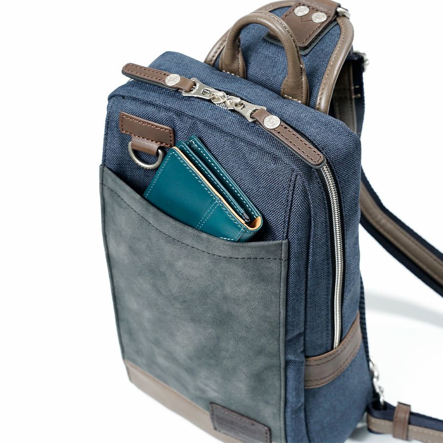 公式】 MOUSTACHE ボディバッグ ヌバック調合皮×合皮×ポリエステル JOH