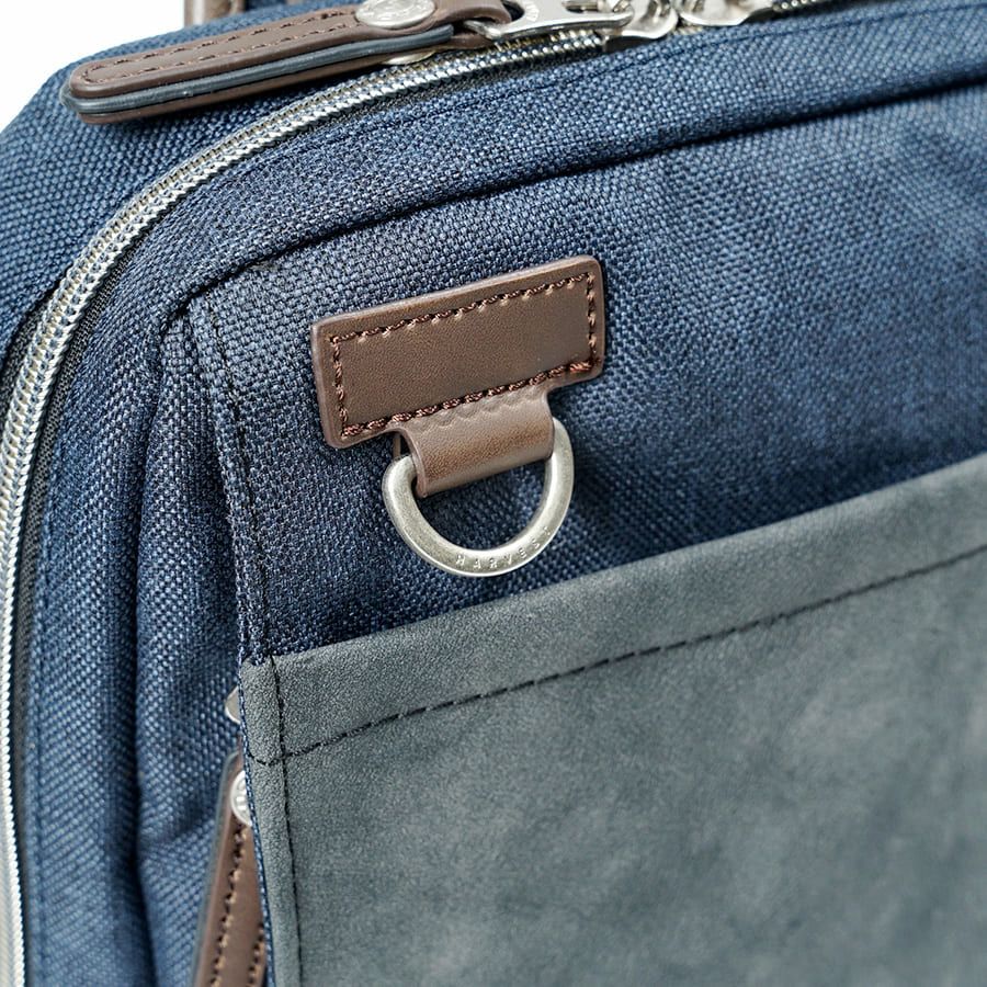  MOUSTACHE ボディバッグ ヌバック調合皮×合皮×ポリエステル JOH-4276