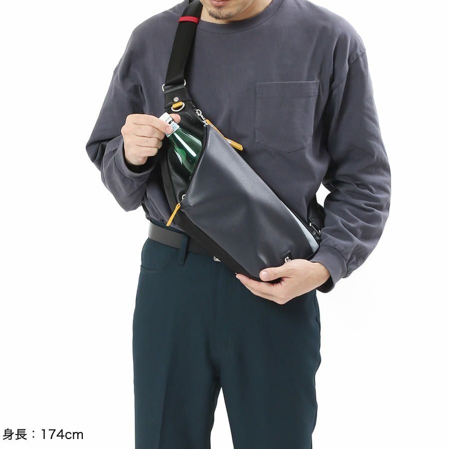 【エヴァンゲリオンコラボ】 MOUSTACHE ボディバッグ 合皮×ポリエステル JEZ-4486