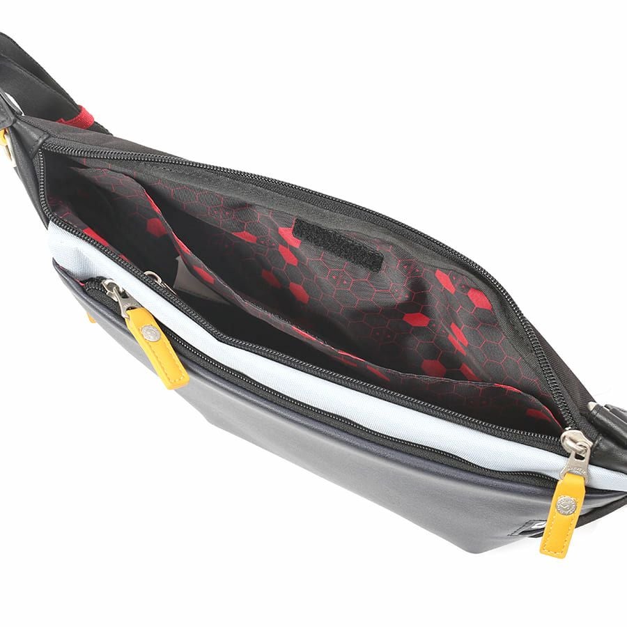 【エヴァンゲリオンコラボ】 MOUSTACHE ボディバッグ 合皮×ポリエステル JEZ-4486