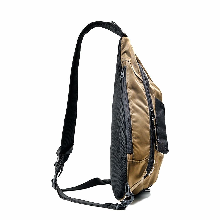 公式】 MOUSTACHE スリングバッグ 210Dヘビーツイルナイロン