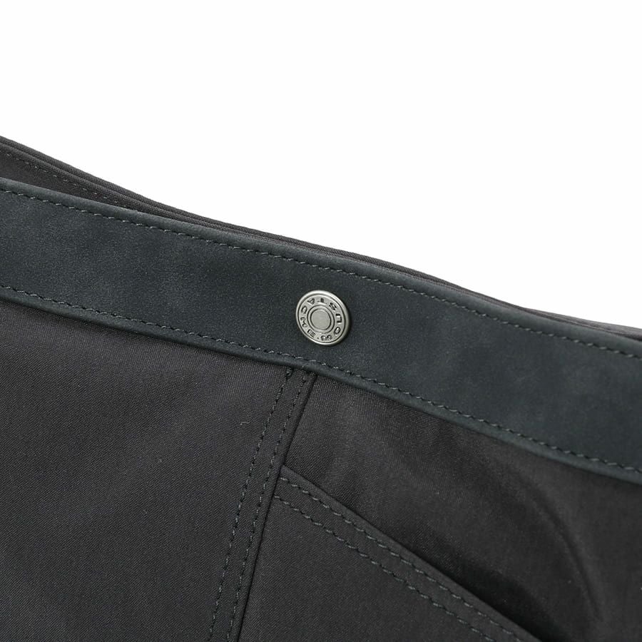 MOUSTACHE ショルダーバッグ ナイロン×ベロア調合皮 JVJ-4111