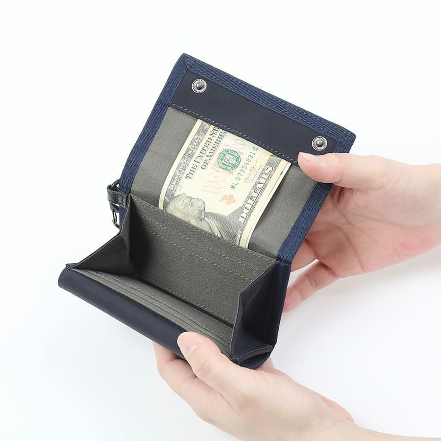 公式】 MOUSTACHE カラビナ付きコンパクト二つ折り財布 撥水