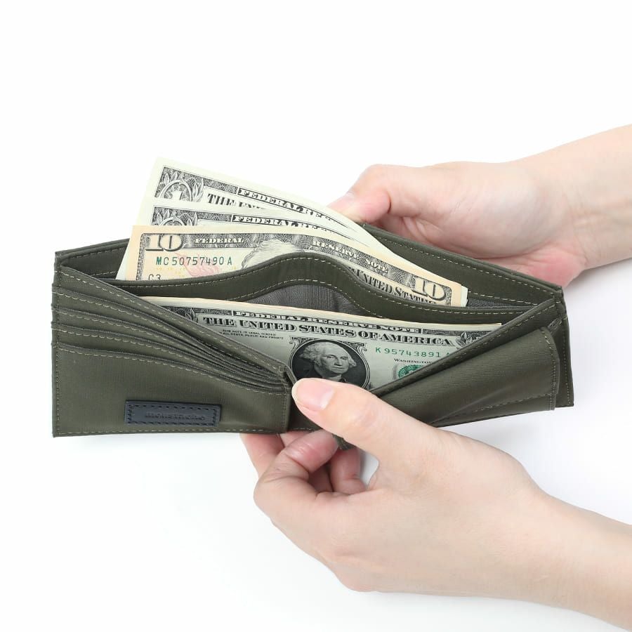 MOUSTACHE 二つ折り財布 撥水ポリエステル×牛革 KXX-4426