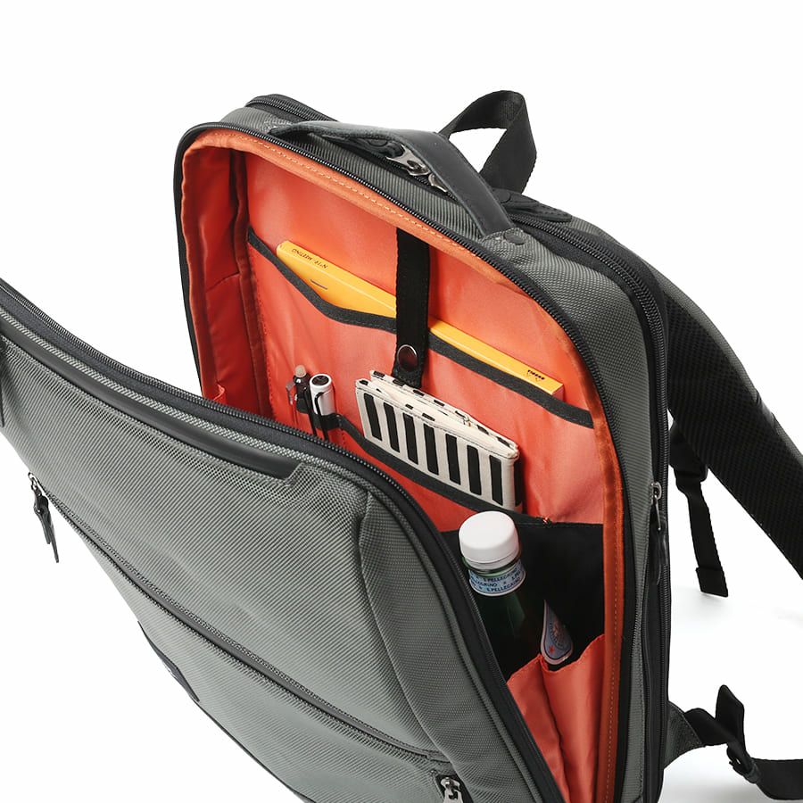  moustache on time リュックサック バリスティックナイロン×マットターポリン×牛革 JRR-2756