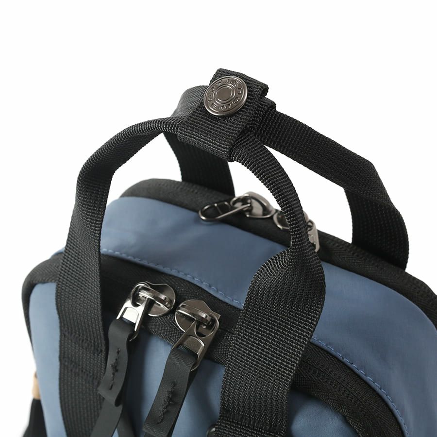 MOUSTACHE ミニショルダーバッグ シワ加工ナイロン MEG-4432