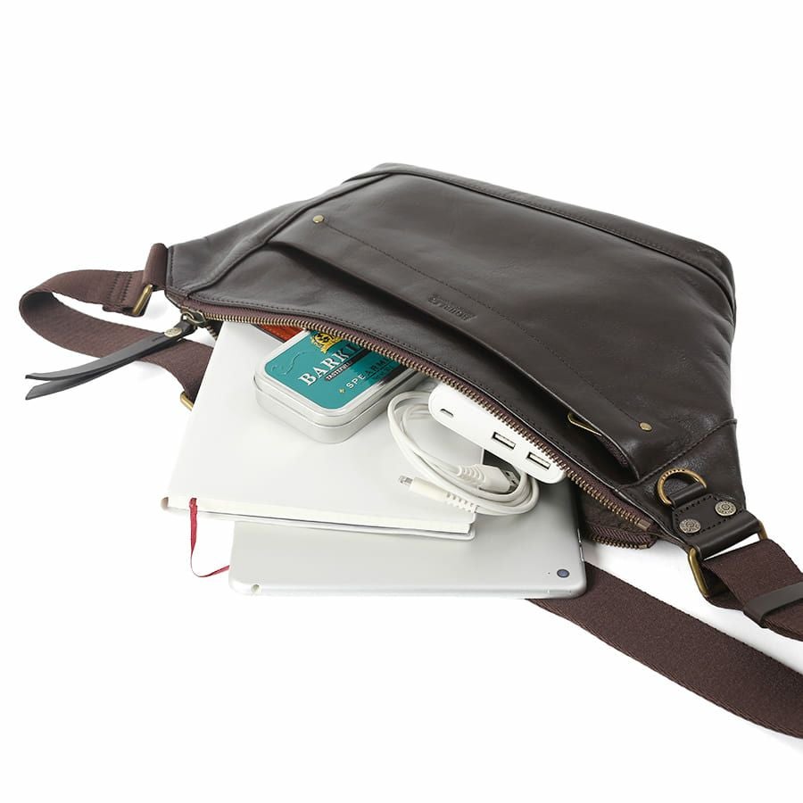 DOUBLES ボディバッグ 牛革 KRM-7725