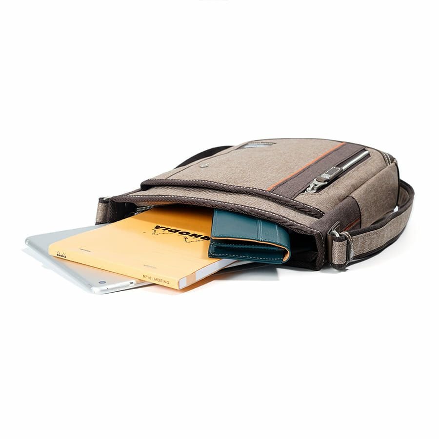 MOUSTACHE ショルダーバッグ 杢調ポリ×白化合皮 JLG-4664