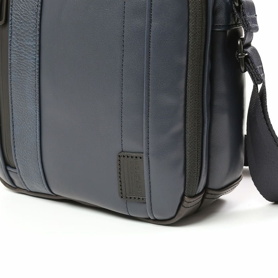 MOUSTACHE ショルダーバッグ スムース合皮×シボ合皮×イタリアン牛革 VZN-0456