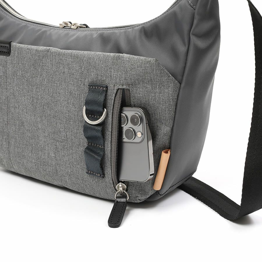 MOUSTACHE ショルダーバッグミニ 高密ポリエステル×杢調ポリエステル×牛革 BET-0340