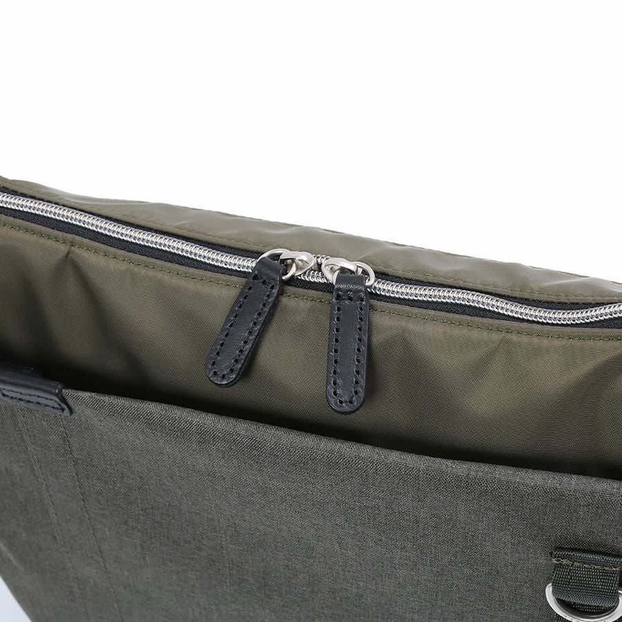 MOUSTACHE ショルダーバッグ 高密ポリエステル×杢調ポリエステル×牛革 BET-0342