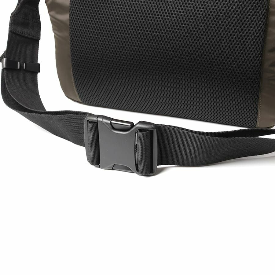 公式】 DSBK スリングバッグ、ボディバッグ 高密度ナイロンツイル