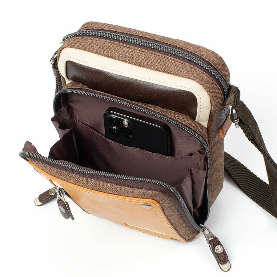 MOUSTACHE 縦型ミニショルダーバッグ シュリンク合皮×マット合皮×杢調ポリ JEX-4331