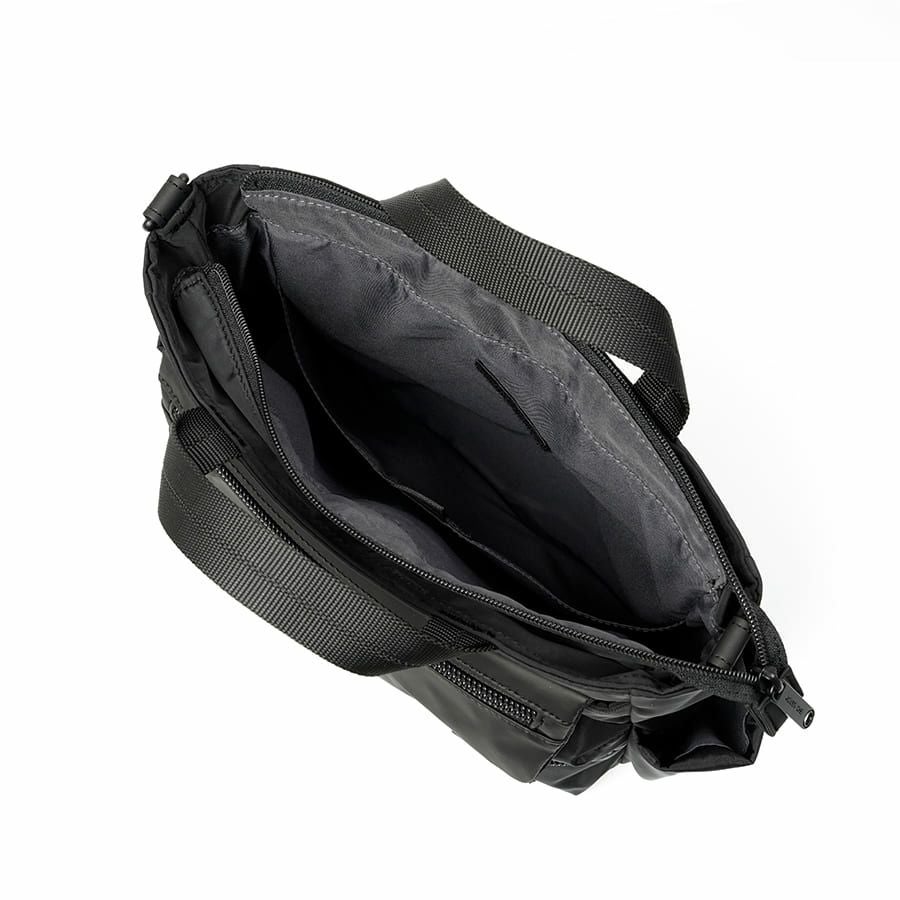 MOUSTACHE 2wayミニトートバッグ マットポリエステル×ラバー調合皮×イタリアンヌメ牛革 BNB-4443