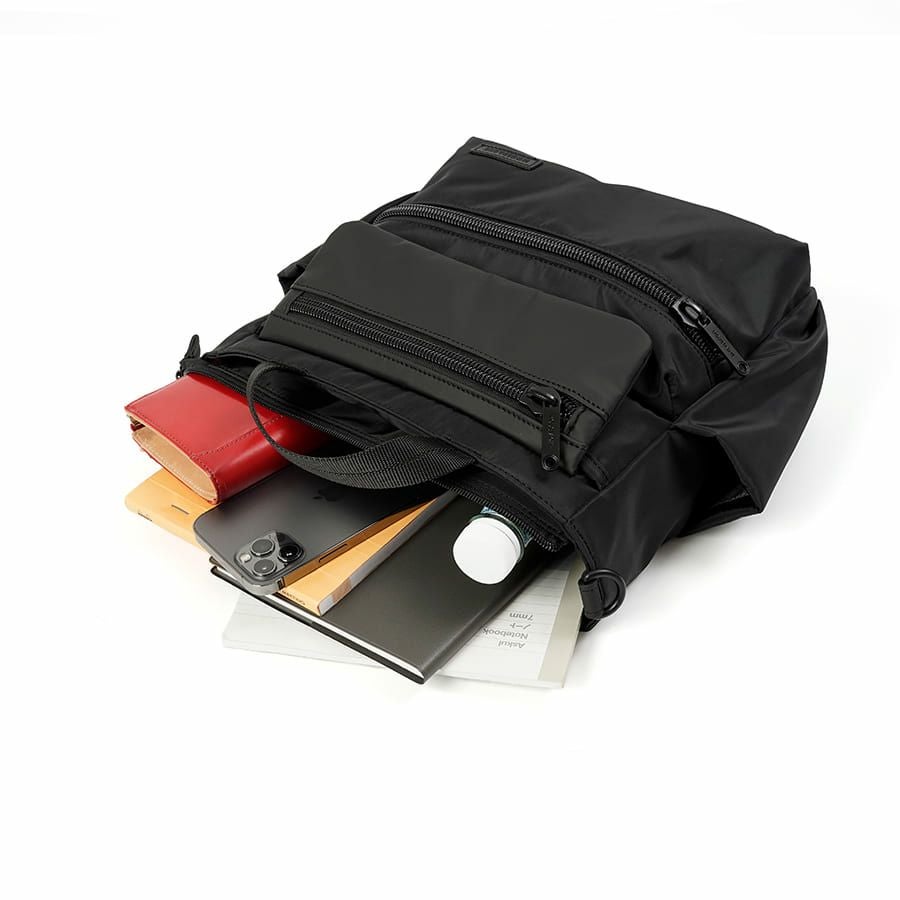 MOUSTACHE 2wayミニトートバッグ マットポリエステル×ラバー調合皮×イタリアンヌメ牛革 BNB-4443