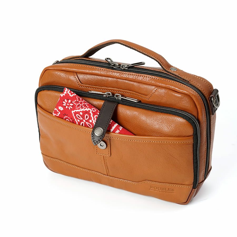 DOUBLES 横型スクエアショルダー 牛革×角シボ型押し牛革×イタリアンヌメ牛革 BKS-7042