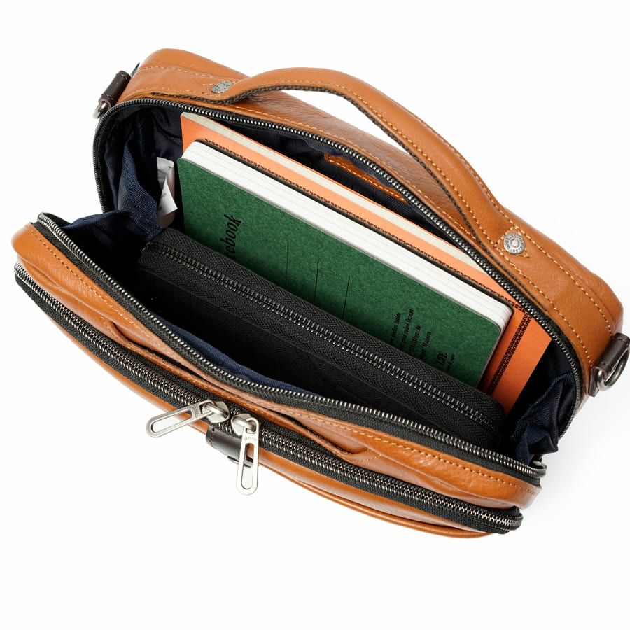 DOUBLES 横型スクエアショルダー 牛革×角シボ型押し牛革×イタリアンヌメ牛革 BKS-7042