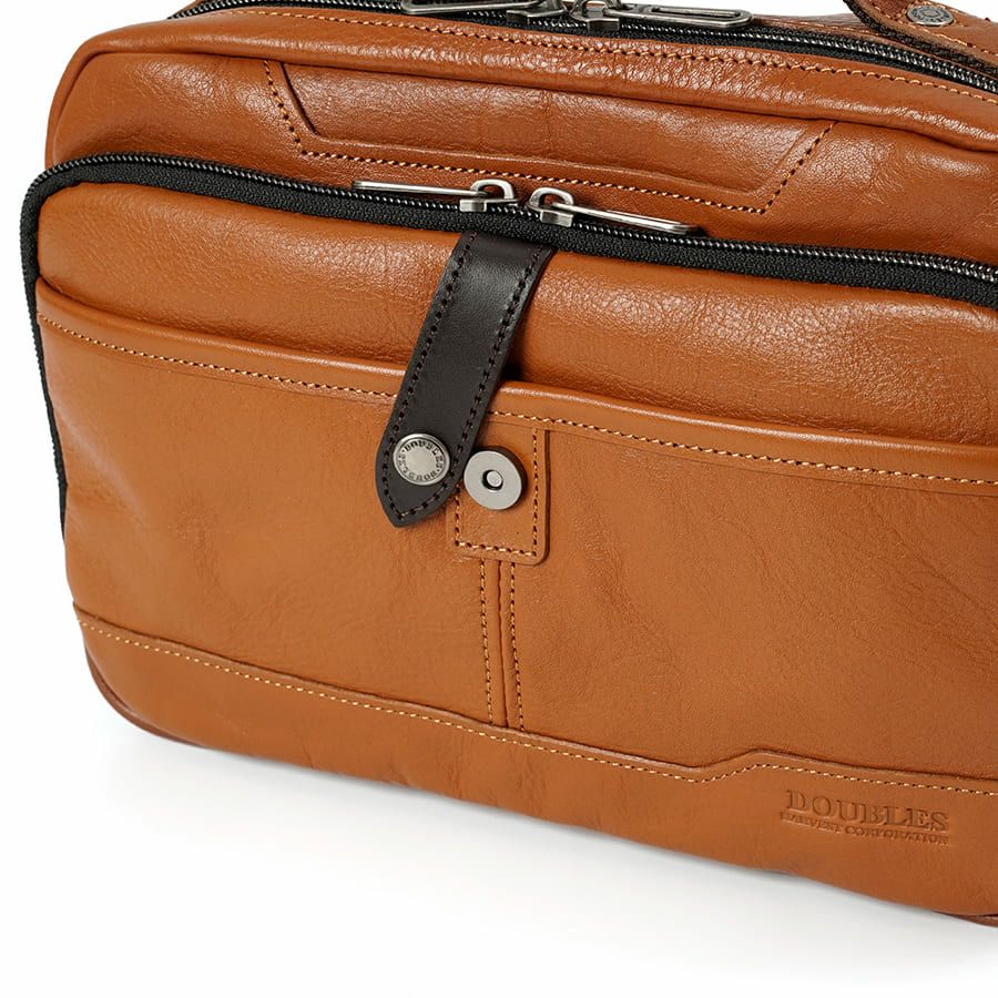 DOUBLES 横型スクエアショルダー 牛革×角シボ型押し牛革×イタリアンヌメ牛革 BKS-7042