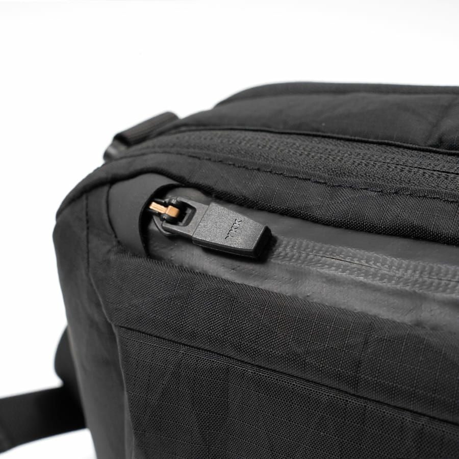 Web限定】 Raptor II ショルダーバッグ X-Pac×ポリエステル KPT-2422N