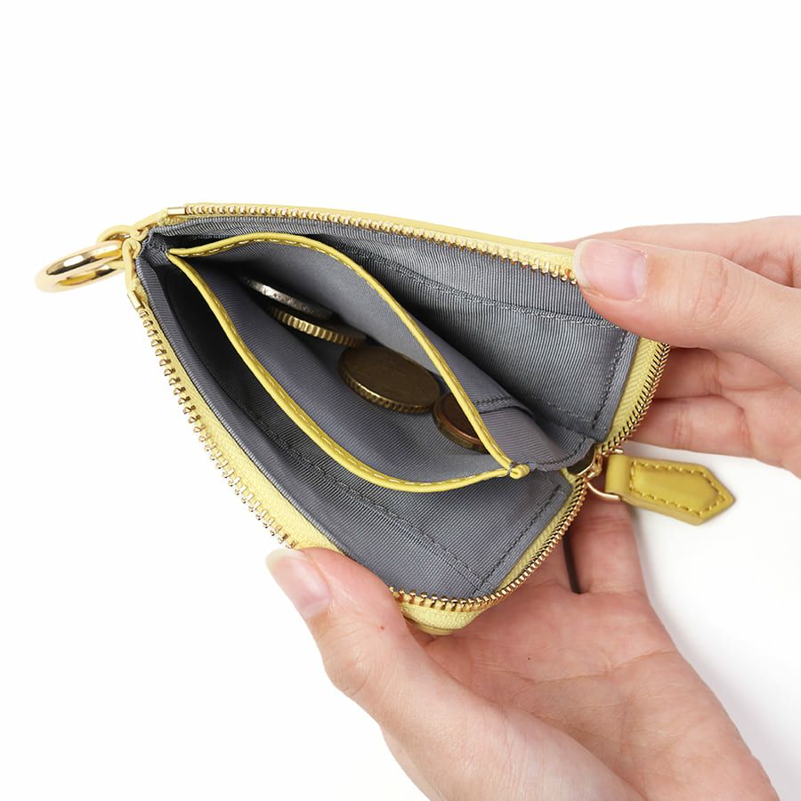   ESSENCE OF POISON パスケース一体型ウォレット 牛革 KIR-3320