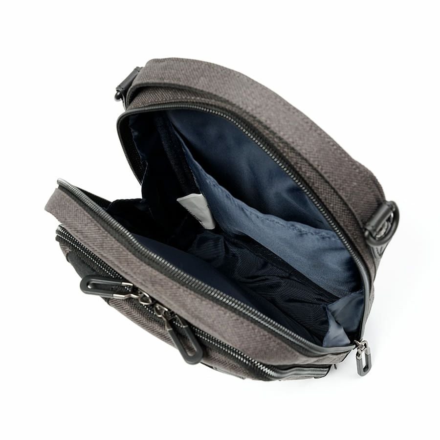 MOUSTACHE ミニショルダーバッグ 杢調ポリ×ヌメ調合皮 MDP-0656