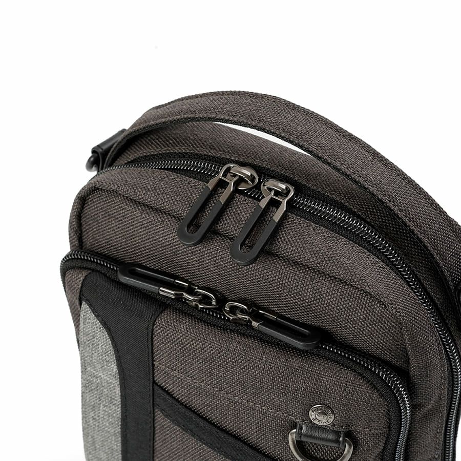 MOUSTACHE ミニショルダーバッグ 杢調ポリ×ヌメ調合皮 MDP-0656