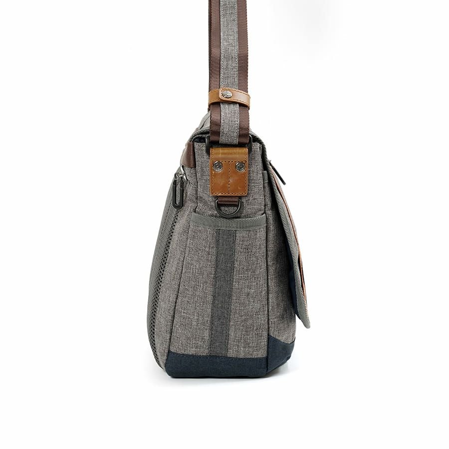 MOUSTACHE メッセンジャーバッグ 杢調ポリ×ヌメ調合皮 MDP-0657