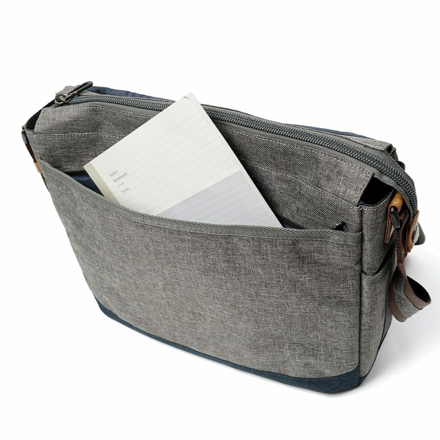 MOUSTACHE メッセンジャーバッグ 杢調ポリ×ヌメ調合皮 MDP-0657