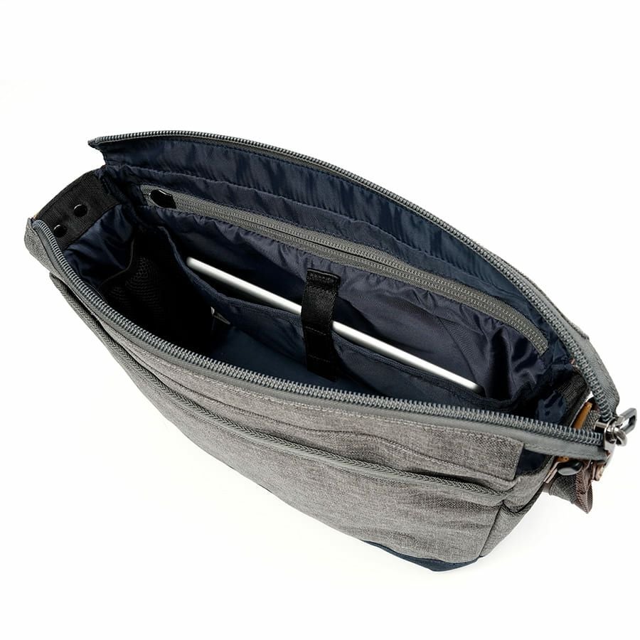 MOUSTACHE メッセンジャーバッグ 杢調ポリ×ヌメ調合皮 MDP-0657