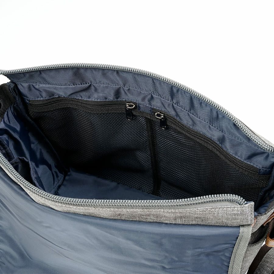 MOUSTACHE メッセンジャーバッグ 杢調ポリ×ヌメ調合皮 MDP-0657