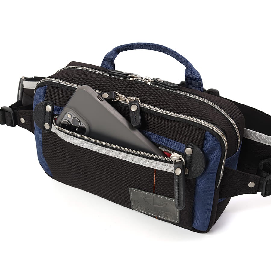 【エヴァンゲリオンコラボ】【数量限定】 MOUSTACHE ウエストバッグ ポリエステル×合皮 JDH-1850