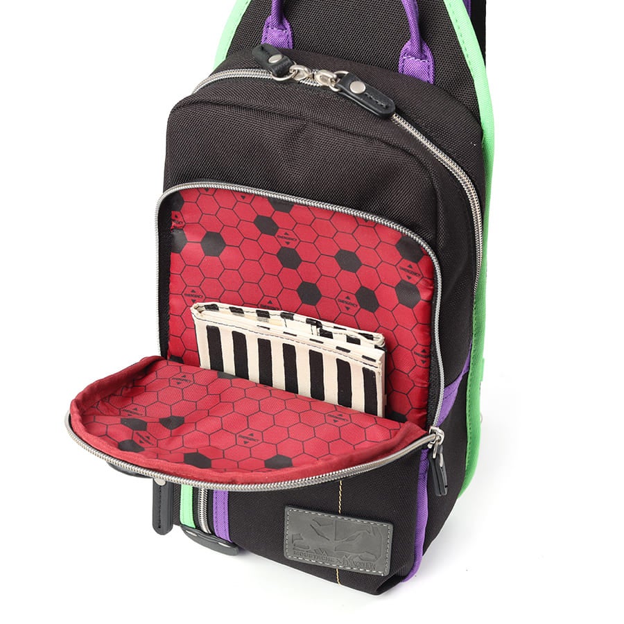 【エヴァンゲリオンコラボ】【数量限定】 MOUSTACHE ボディバッグ ポリエステル×合皮 JDH-1851