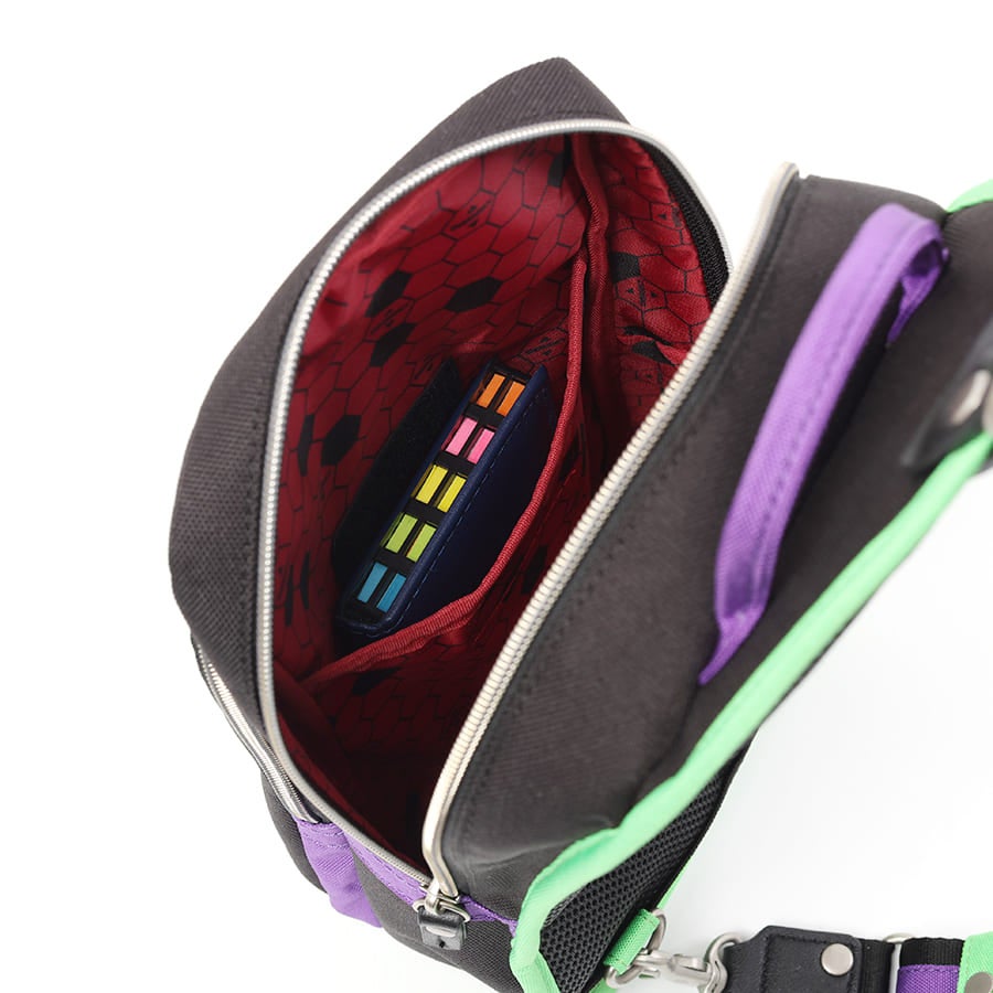 【エヴァンゲリオンコラボ】【数量限定】 MOUSTACHE ボディバッグ ポリエステル×合皮 JDH-1851