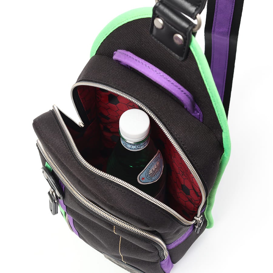 【エヴァンゲリオンコラボ】【数量限定】 MOUSTACHE ボディバッグ ポリエステル×合皮 JDH-1851