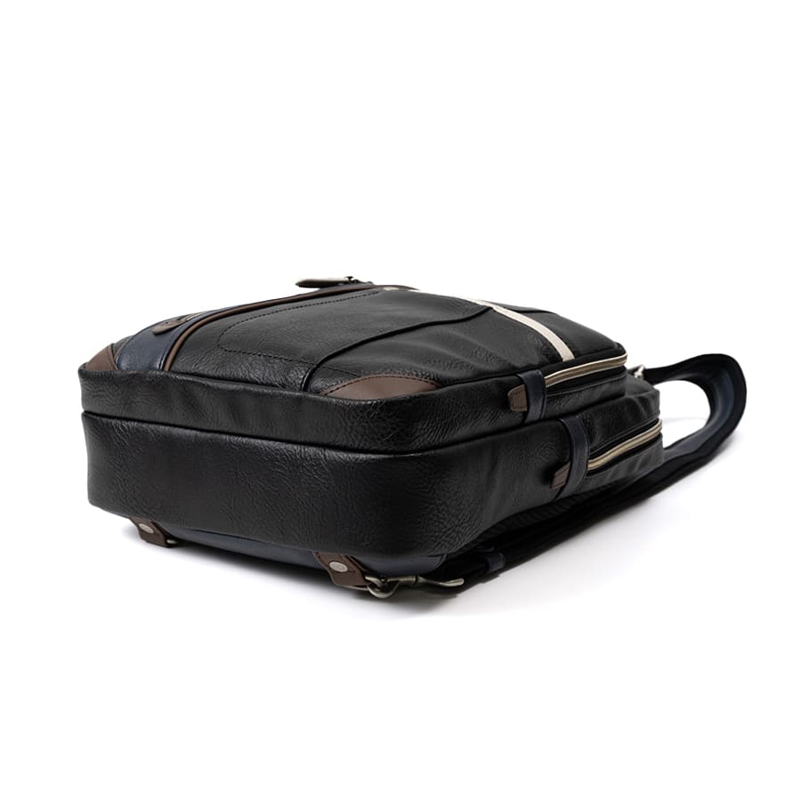 【WEB限定色】 MOUSTACHE ボディバッグ A4 合皮 YVQ-5998N